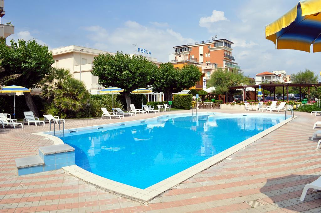 Hotel Perla Σενιγκάλια Εξωτερικό φωτογραφία