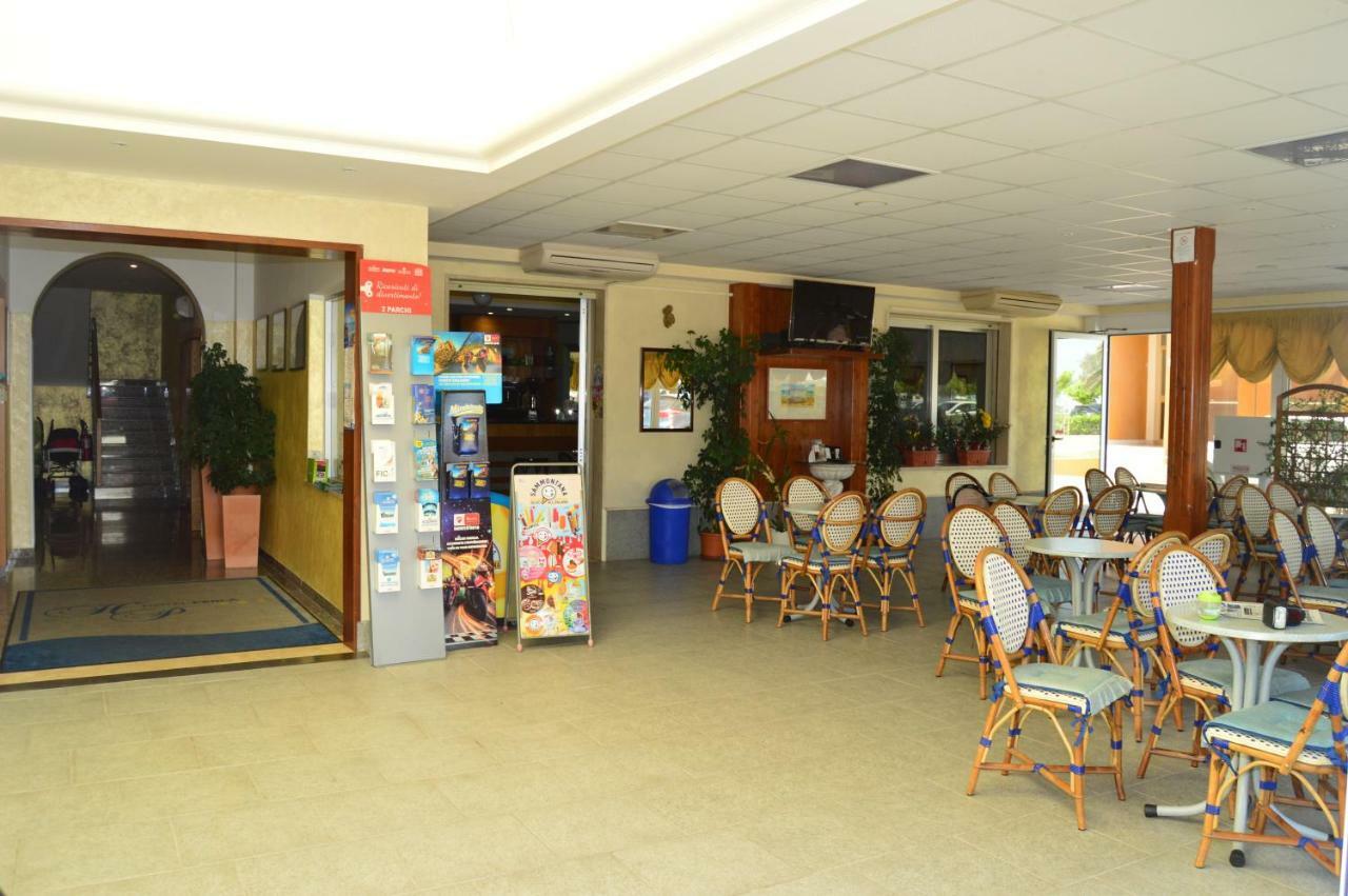 Hotel Perla Σενιγκάλια Εξωτερικό φωτογραφία